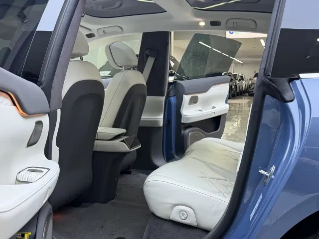 Nio ET7 — Фото автомобиля 9