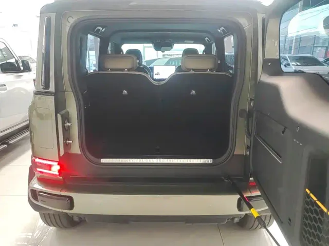 iCAR V23 — Фото автомобиля 18