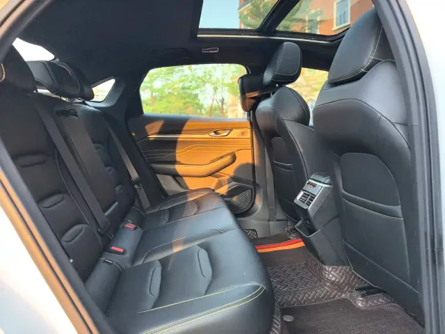 Geely Xingrui — Фото автомобиля 15