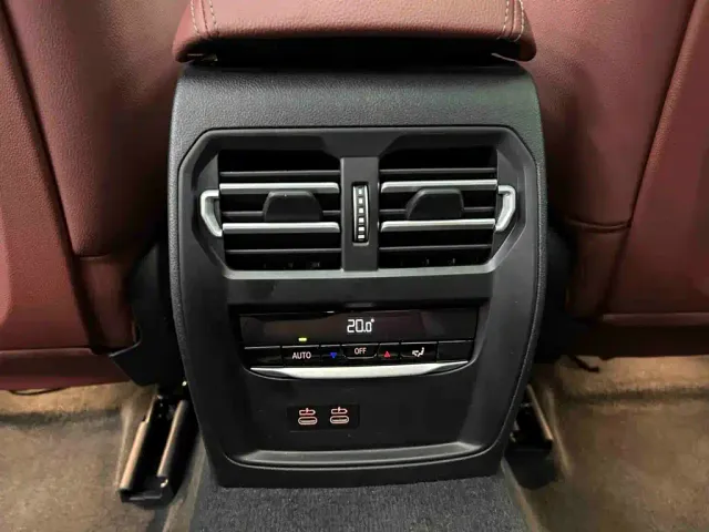 BMW 3 Series — Фото автомобиля 22