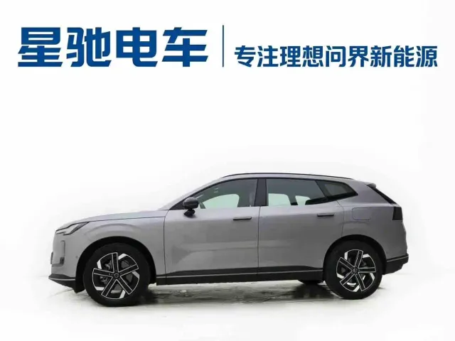 Volvo Volvo XC70 Plug-in Hybrid 2025 Standard — Фото автомобиля 20