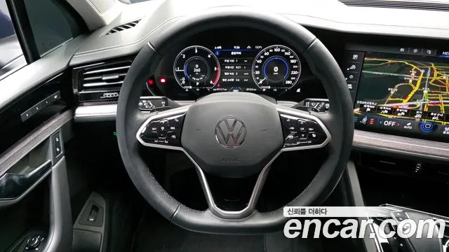 Volkswagen Touareg Touareg 3 поколение 3.0 TDI Premium — Фото автомобиля 12