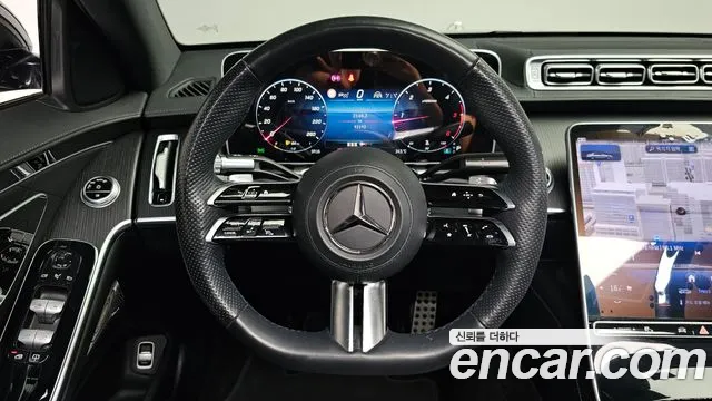 Mercedes-Benz S-Class — Фото автомобиля 12