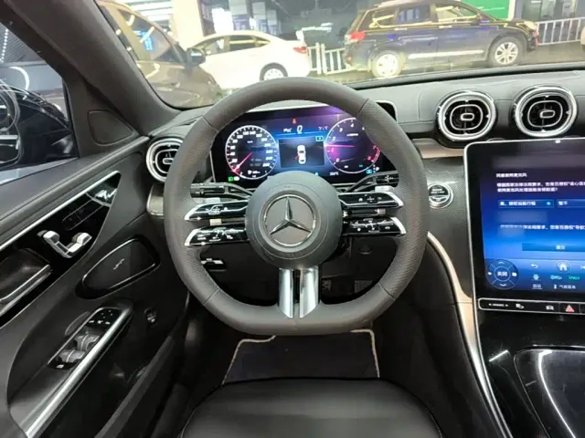 Mercedes-Benz C-Class — Фото автомобиля 10