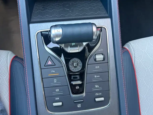 BYD Yuan PLUS — Фото автомобиля 12