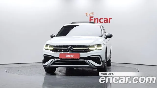 Volkswagen Tiguan — Фото автомобиля 3