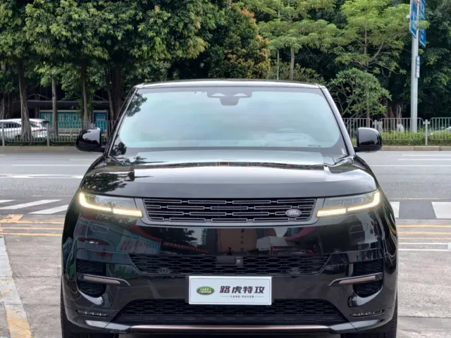 Land Rover Range Rover Sport — Фото автомобиля 2
