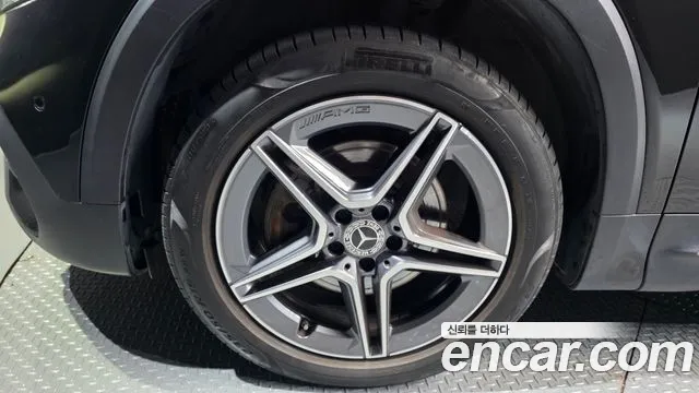 Mercedes-Benz GLB-Class — Фото автомобиля 5