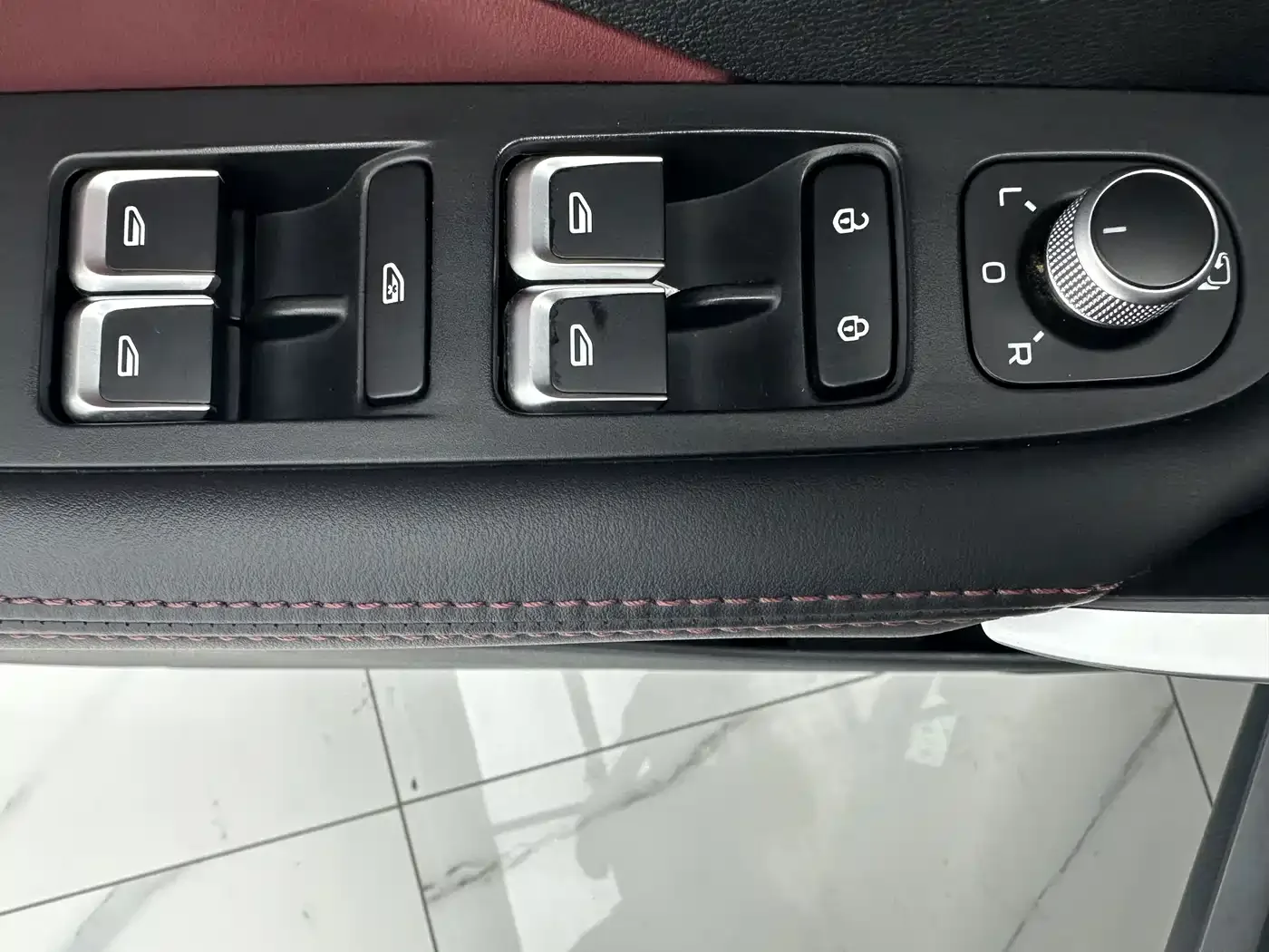 Geely Binyue 2021 1.4T DCT Diamond Edition — Фото автомобиля 11