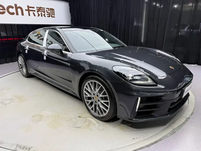 Porsche Panamera — Фото автомобиля 16