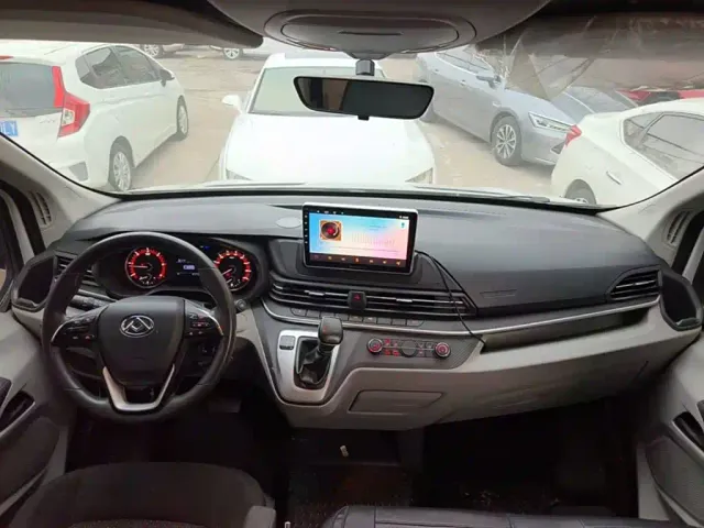 Maxus Xintu V90 — Фото автомобиля 9