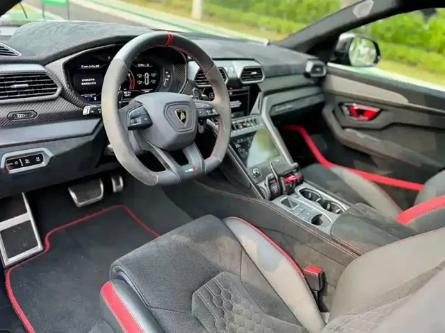Lamborghini Urus — Фото автомобиля 6