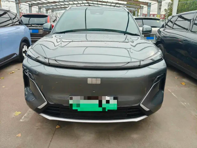 Geely Galaxy Starship 7 EM-i — Фото автомобиля 2