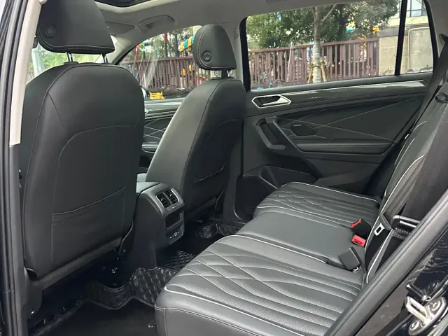 Volkswagen Tiguan L — Фото автомобиля 6