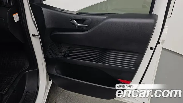 Hyundai Staria Staria — Фото автомобиля 24