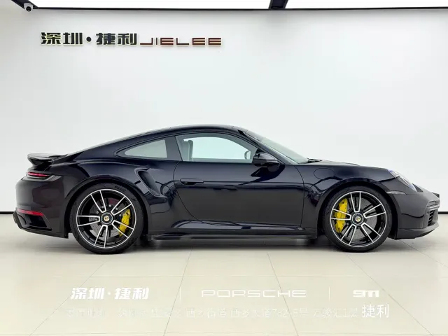 Porsche 911 — Фото автомобиля 3