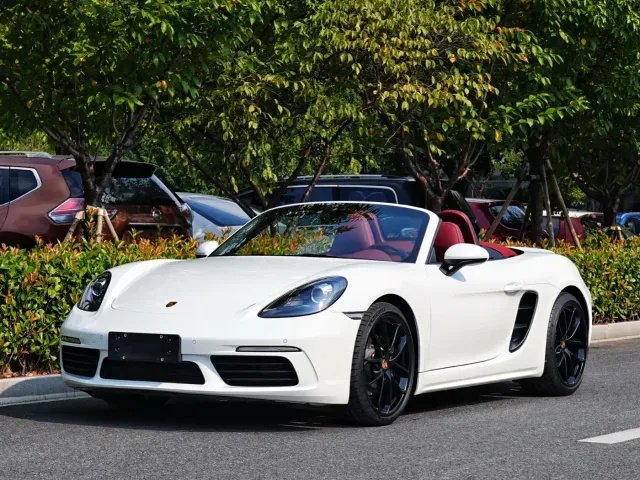 Фотография автомобиля — Porsche 718