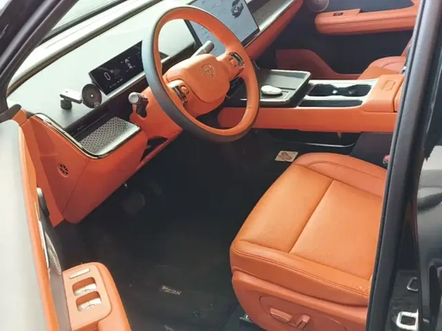 Toyota BoZhi 3X — Фото автомобиля 14