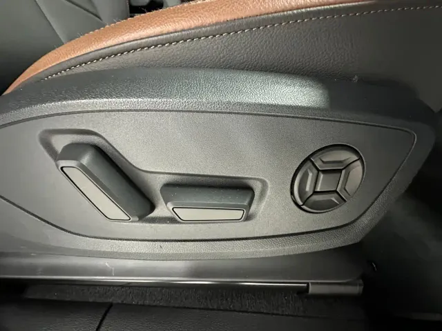 Audi Q3 — Фото автомобиля 11