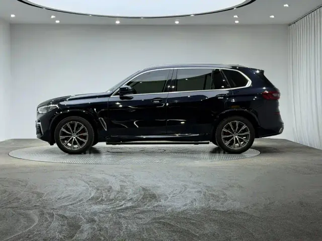 BMW X5 — Фото автомобиля 6