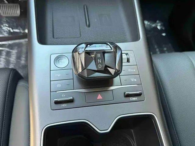 BYD Song Pro — Фото автомобиля 8