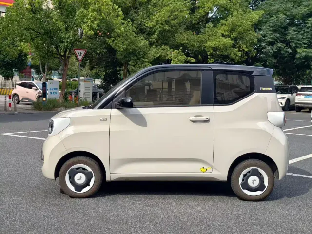 Wuling Hongguang Mini EV — Фото автомобиля 4