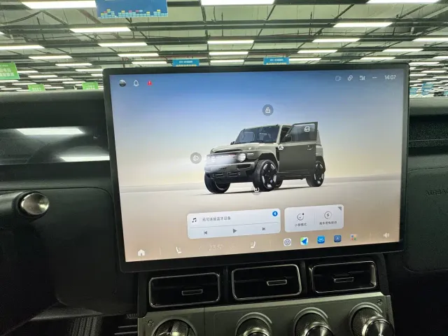 iCAR V23 — Фото автомобиля 13