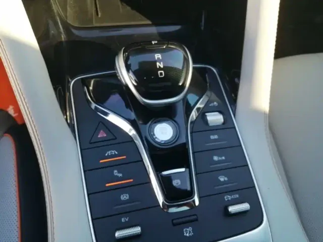 BYD Song PLUS — Фото автомобиля 13