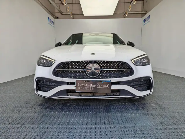 Mercedes-Benz C-Class — Фото автомобиля 2