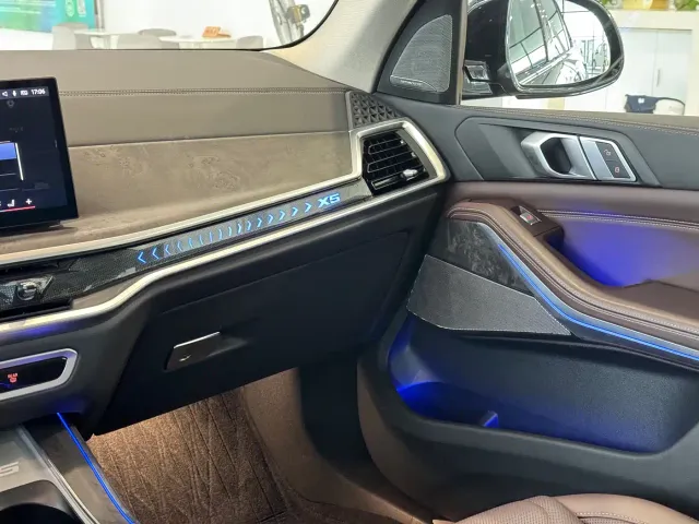 BMW X5 — Фото автомобиля 10