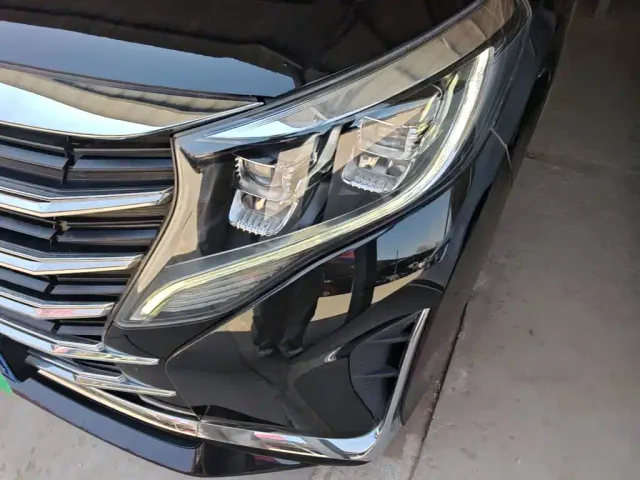 GAC Trumpchi M8 — Фото автомобиля 17