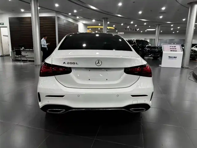 Mercedes-Benz A-Class — Фото автомобиля 4