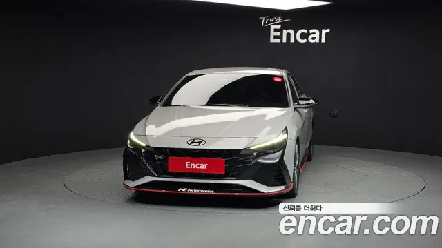 Hyundai AVANTE — Фото автомобиля 3
