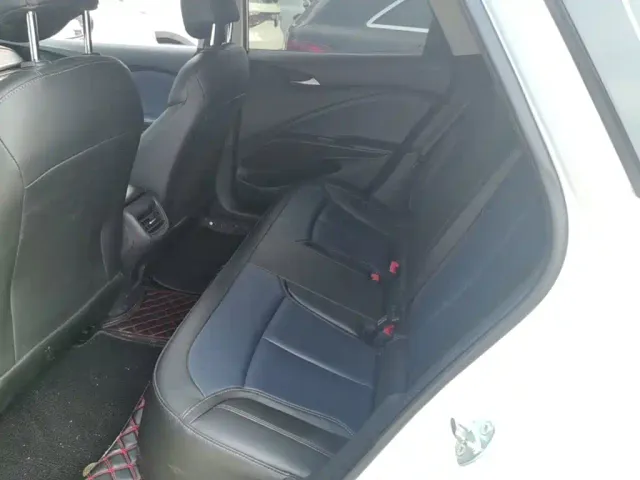 Buick Velite 6 — Фото автомобиля 16