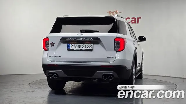 Ford Explorer Explorer 6 поколение 3.0 Platinum 4WD — Фото автомобиля 4