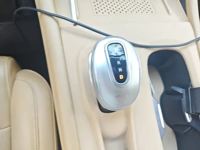 Voyah Auto Voyah Dreamer 2022 Low Carbon Edition Home — Фото автомобиля 10
