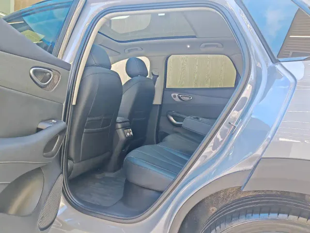 BYD Sealion 05 EV — Фото автомобиля 9