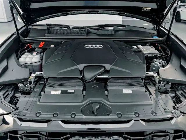 Audi Q8 — Фото автомобиля 26