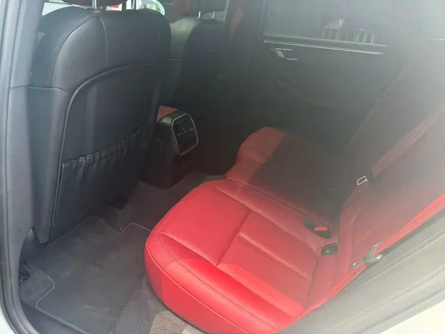 Porsche Macan — Фото автомобиля 9