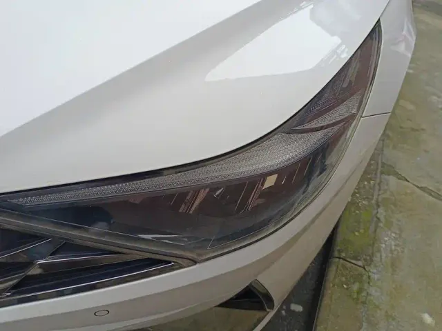 Hyundai Elantra — Фото автомобиля 5