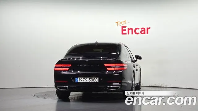 Genesis G80 RG3 — Фото автомобиля 4