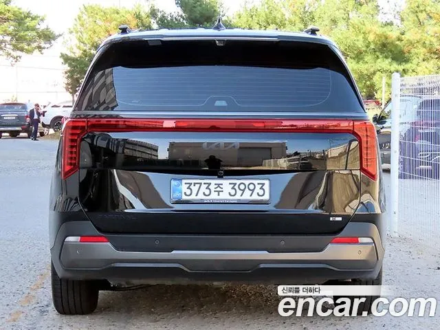 Kia Carnival 4th Gen — Фото автомобиля 4