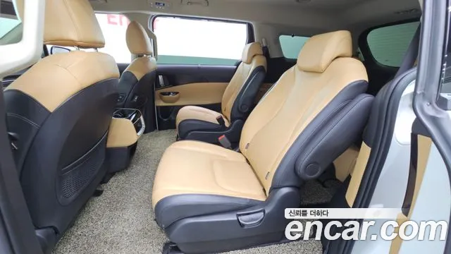 Kia Canival Carnival 4 поколение Дизель 9 мест Noblesse — Фото автомобиля 10