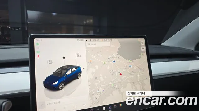 Tesla Model Y — Фото автомобиля 21