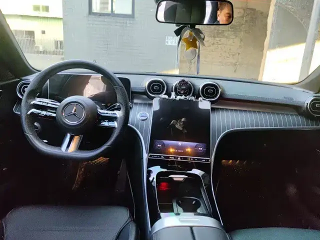 Mercedes-Benz C-Class — Фото автомобиля 3
