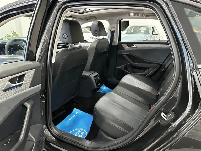 Volkswagen Sagitar — Фото автомобиля 28
