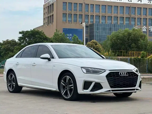 Audi A4L — Фото автомобиля 4