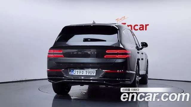 Genesis GV80 — Фото автомобиля 4