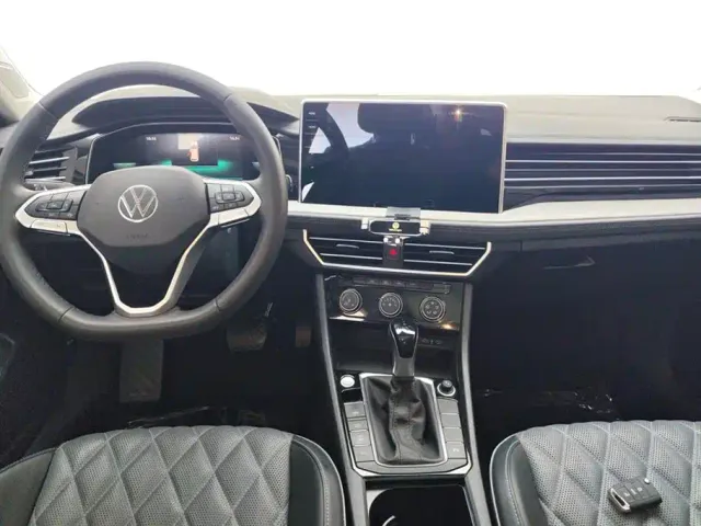 Volkswagen Sagitar — Фото автомобиля 12