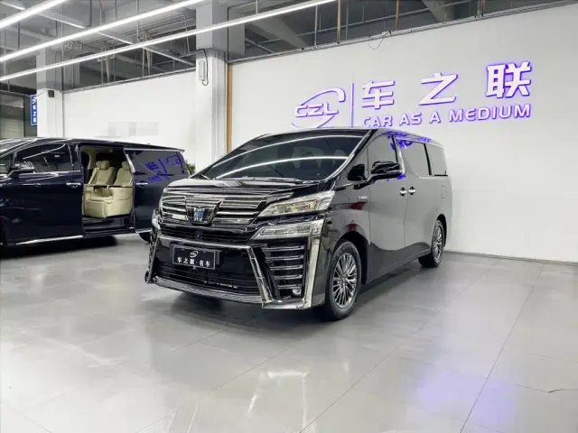 Toyota Vellfire — Фото автомобиля 3